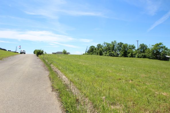 12-15 Fieldstone Dr, Lawrenceburg, KY 40342